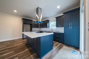 317 Old Airport Rd, Statesville, NC 28677 - Photo 5
