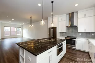 1207 E 36th St, Charlotte, NC 28205 - Photo 3
