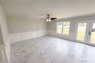 5732 Wallace Cabin Dr, Charlotte, NC 28212 - Photo 11