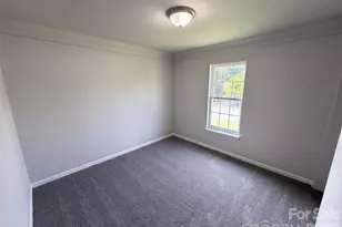 5732 Wallace Cabin Dr, Charlotte, NC 28212 - Photo 13