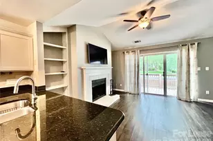 3306 Selwyn Farms Ln, Charlotte, NC 28209 - Photo 7