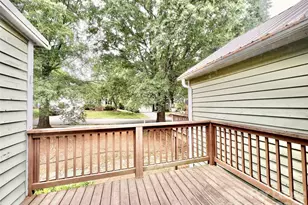 3306 Selwyn Farms Ln, Charlotte, NC 28209 - Photo 9