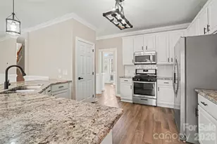 4902 Shannamara Dr, Matthews, NC 28104 - Photo 11