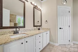 4902 Shannamara Dr, Matthews, NC 28104 - Photo 15