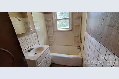 1036 Curve View Road, Lincolnton, NC 28092 - Photo 11