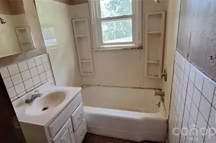 1036 Curve View Rd, Lincolnton, NC 28092 - Photo 11