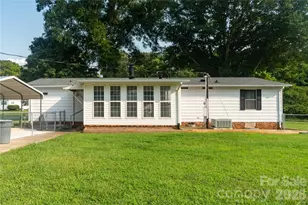 9606 Walkers Ferry Rd, Charlotte, NC 28214 - Photo 39