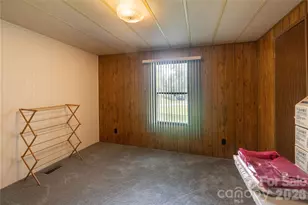 9606 Walkers Ferry Rd, Charlotte, NC 28214 - Photo 17