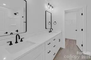 510 E Second Ave, Gastonia, NC 28054 - Photo 13
