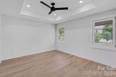 520 E Second Avenue, Gastonia, NC 28054 - Photo 15