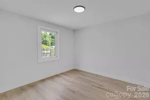 520 E Second Ave, Gastonia, NC 28054 - Photo 13