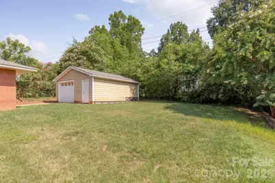1604 Patton Avenue, Charlotte, NC 28216 - Photo 25