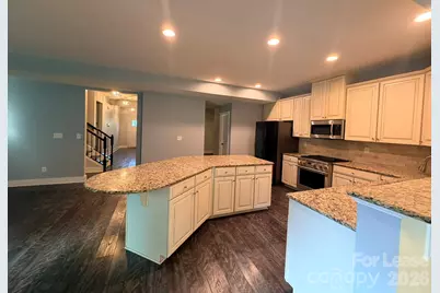 5816 Selkirkshire Road, Charlotte, NC 28278 - Photo 11