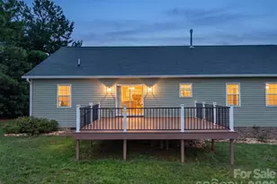 8 Waterford Ct, Granite Falls, NC 28630 - Photo 37