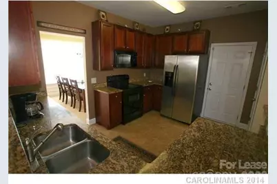 10132 Montrose Drive NW, Charlotte, NC 28269 - Photo 5