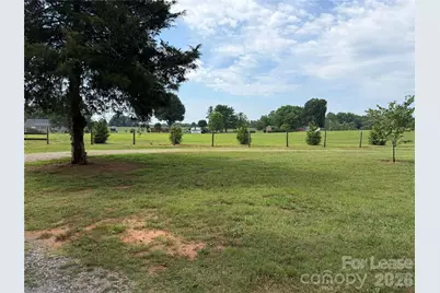 147 Crooked Lane, Statesville, NC 28625 - Photo 3