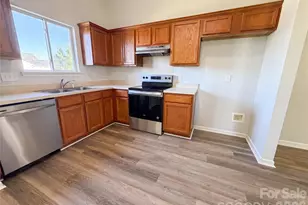 121 Brookstone Dr, Mount Holly, NC 28120 - Photo 7