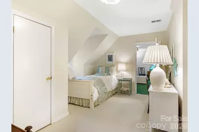 245 Medearis Drive, Charlotte, NC 28211 - Photo 27