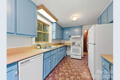 279 Longview Drive, Waynesville, NC 28786 - Photo 17