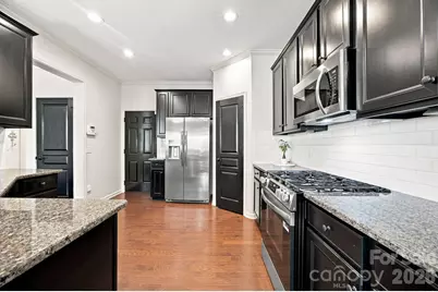 5842 Glassport Lane, Charlotte, NC 28210 - Photo 11