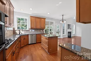 3105 Linkside Ct, Fort Mill, SC 29715 - Photo 11
