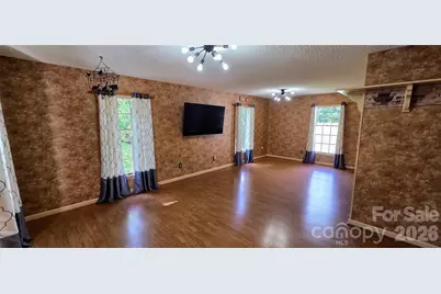 3110 Ninth Tee Drive, Newton, NC 28658 - Photo 5