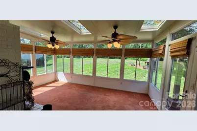 3110 Ninth Tee Drive, Newton, NC 28658 - Photo 17