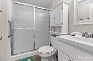 32 Fair Dr, Candler, NC 28715 - Photo 23