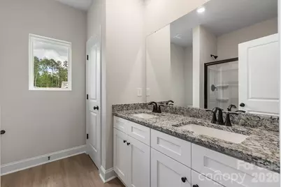 8129 Cravat Court, Charlotte, NC 28215 - Photo 15