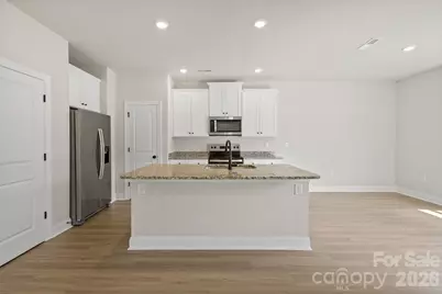 8125 Cravat Court, Charlotte, NC 28215 - Photo 7