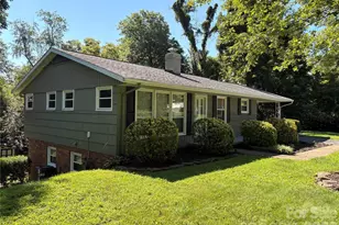 1518 11th St NW, Hickory, NC 28601 - Photo 1