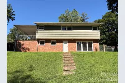 1518 11th Street NW, Hickory, NC 28601 - Photo 5