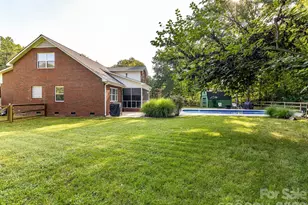 8227 Laurel Oak Ct, Harrisburg, NC 28075 - Photo 37
