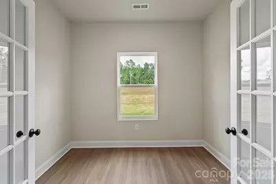 8114 Cravat Court, Charlotte, NC 28215 - Photo 15