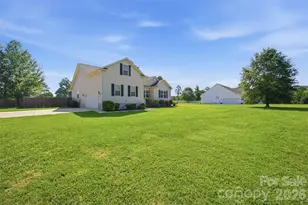 416 Stacy Ln, York, SC 29745 - Photo 5