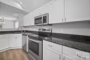 9720 Mattforest Cir, Charlotte, NC 28277 - Photo 23
