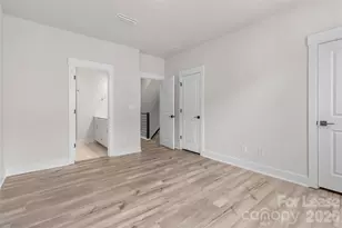 1011 Kokomo Ln, Charlotte, NC 28206 - Photo 9