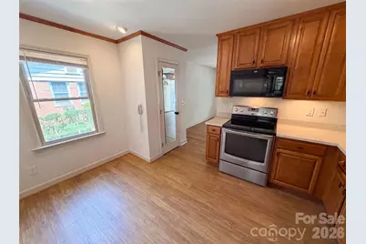 713 Ridgedale Court, Charlotte, NC 28206 - Photo 9