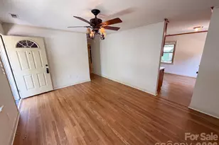 713 Ridgedale Ct, Charlotte, NC 28206 - Photo 7