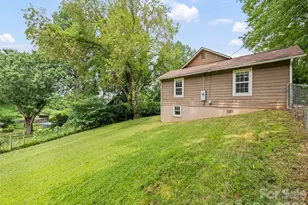 206 Terrell Cove Rd, Canton, NC 28716 - Photo 7
