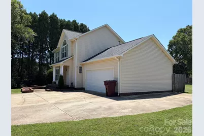 1072 Fox Chase Court, Salisbury, NC 28146 - Photo 3