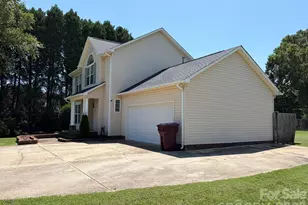 1072 Fox Chase Ct, Salisbury, NC 28146 - Photo 3