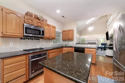6401 Morningsong Lane, Charlotte, NC 28269 - Photo 19