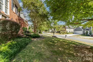 6401 Morningsong Ln, Charlotte, NC 28269 - Photo 3