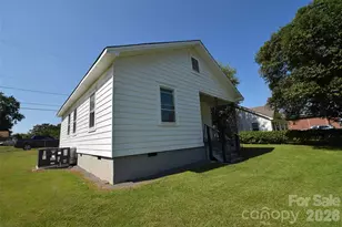 714 A St, Bessemer City, NC 28016 - Photo 3