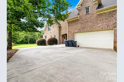 2027 Meadow Run Drive, Weddington, NC 28104 - Photo 5