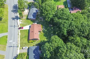 1708 Belmar Dr, Gastonia, NC 28052 - Photo 25