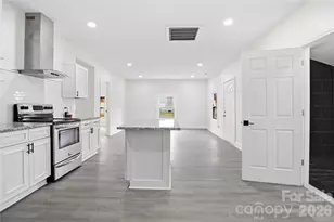 706 Sweeney St, Chester, SC 29706 - Photo 5