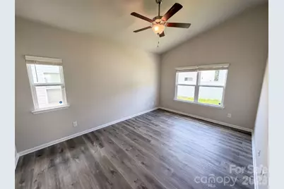 4104 Stoneygreen Lane, Charlotte, NC 28215 - Photo 11