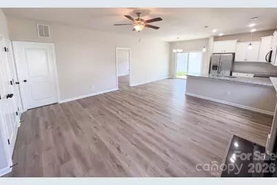 4104 Stoneygreen Lane, Charlotte, NC 28215 - Photo 7